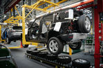 Filename : LR_DEF_20MY_Manufacturing_100919_08.jpg
Filesize : 1810KB
Dimensions : 1750x1167
Date added : Feb 08, 2021 LR_DEF_20MY_Manufacturing_100919_08.jpg