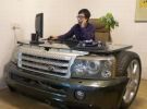 land_rover_desk_pgy4q.jpg