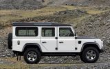 Land-Rover-Defender-Fire-Ice-Editions-widescreen-12.jpg